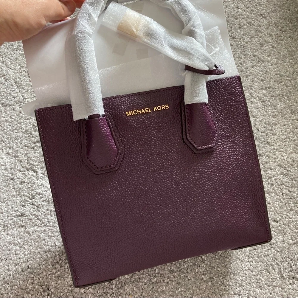 Michael Kors Mercer crossbody bag NWT classic
